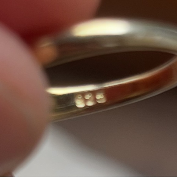 Gold Starburst Ring - Picture 6 of 7